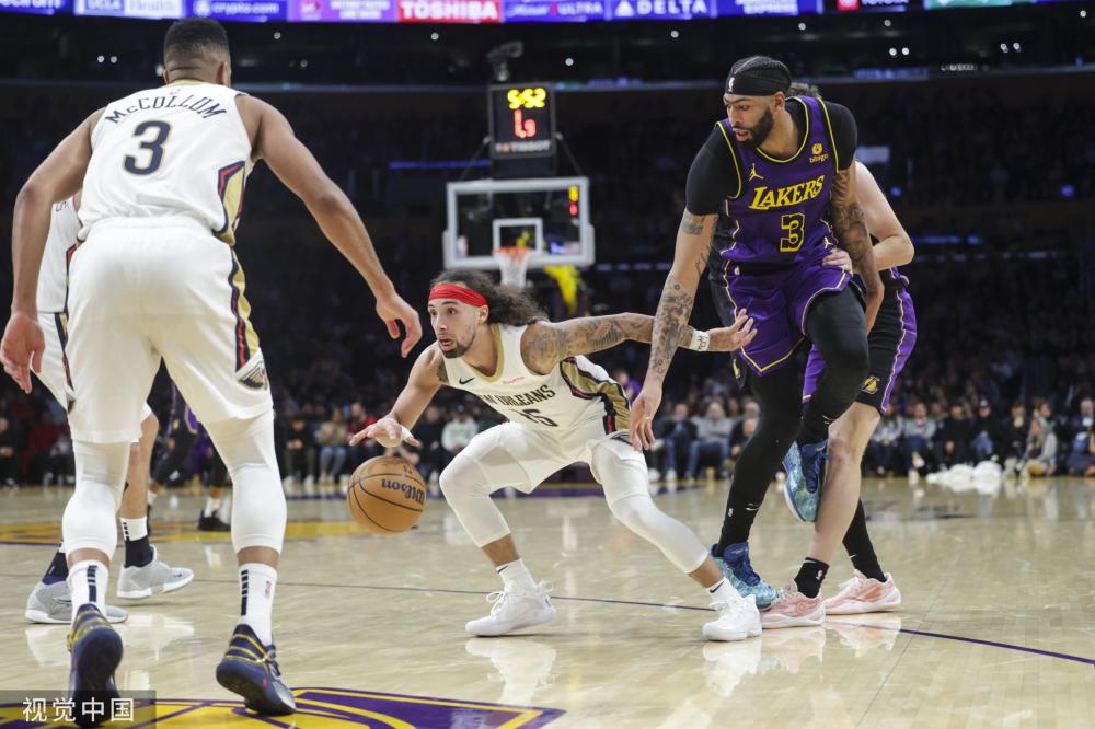 而另一边的 而另一边的